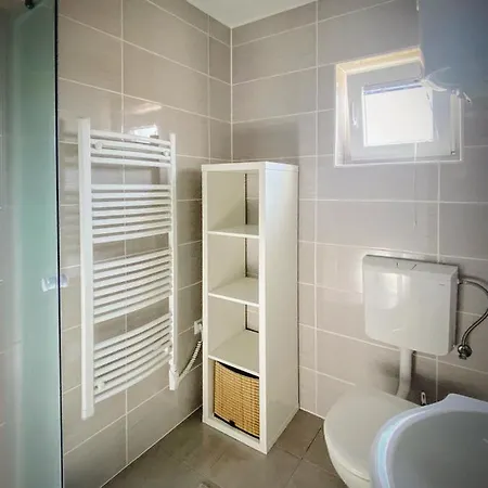 Apartment Casa Martinica - Peaceful Garden Liznjan