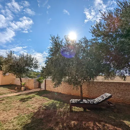 Casa Martinica - House With 2 Apartment Liznjan