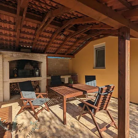 Casa Martinica - Peaceful Garden Liznjan